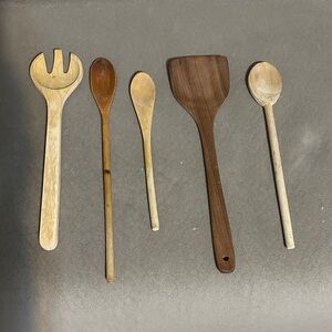 Vintage Wooden Utensil Set for Home Dining